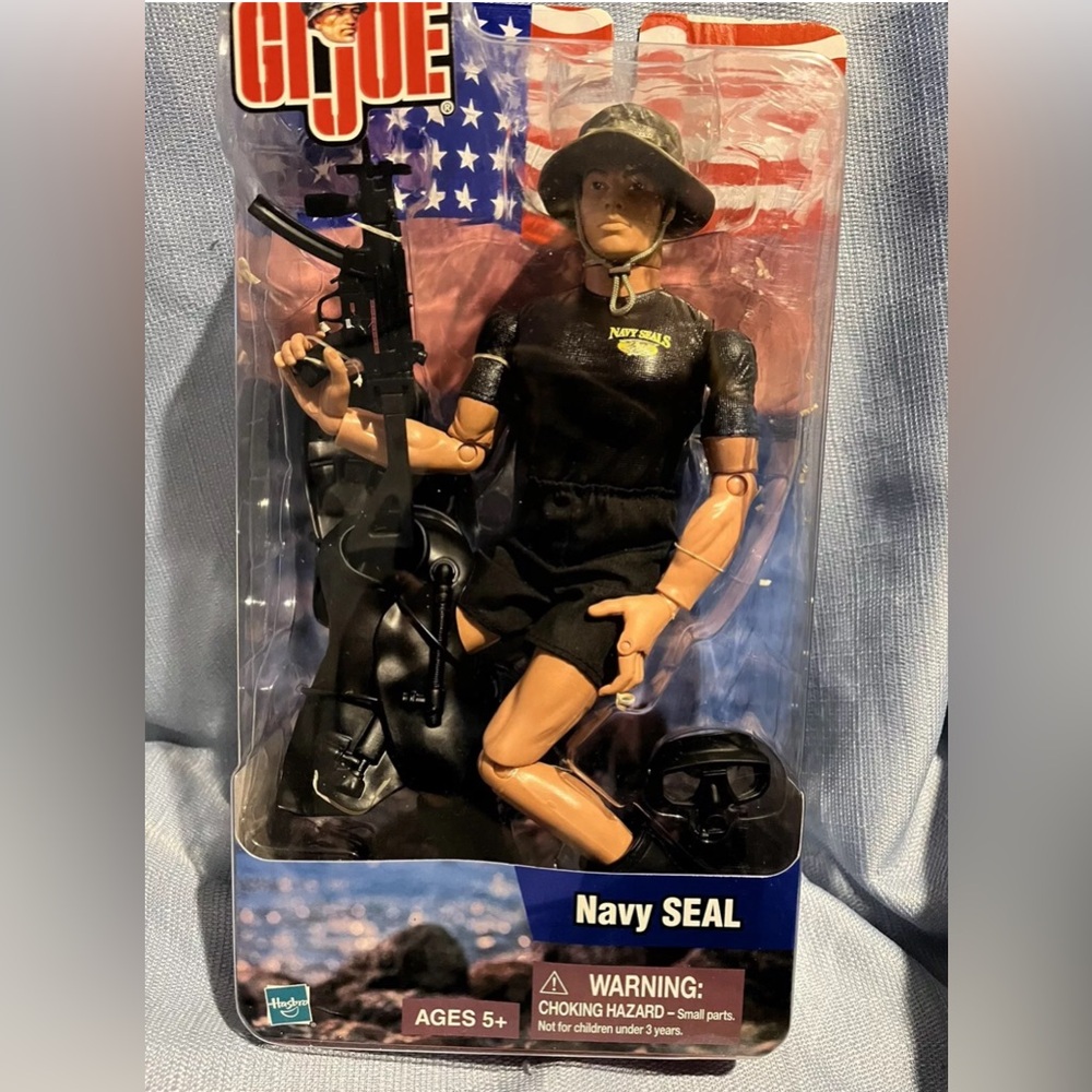 GI Joe Navy Seal-Hasbro (2002). New in box